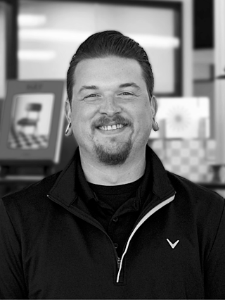 Thomas Swartwood BW Cropped Headshot