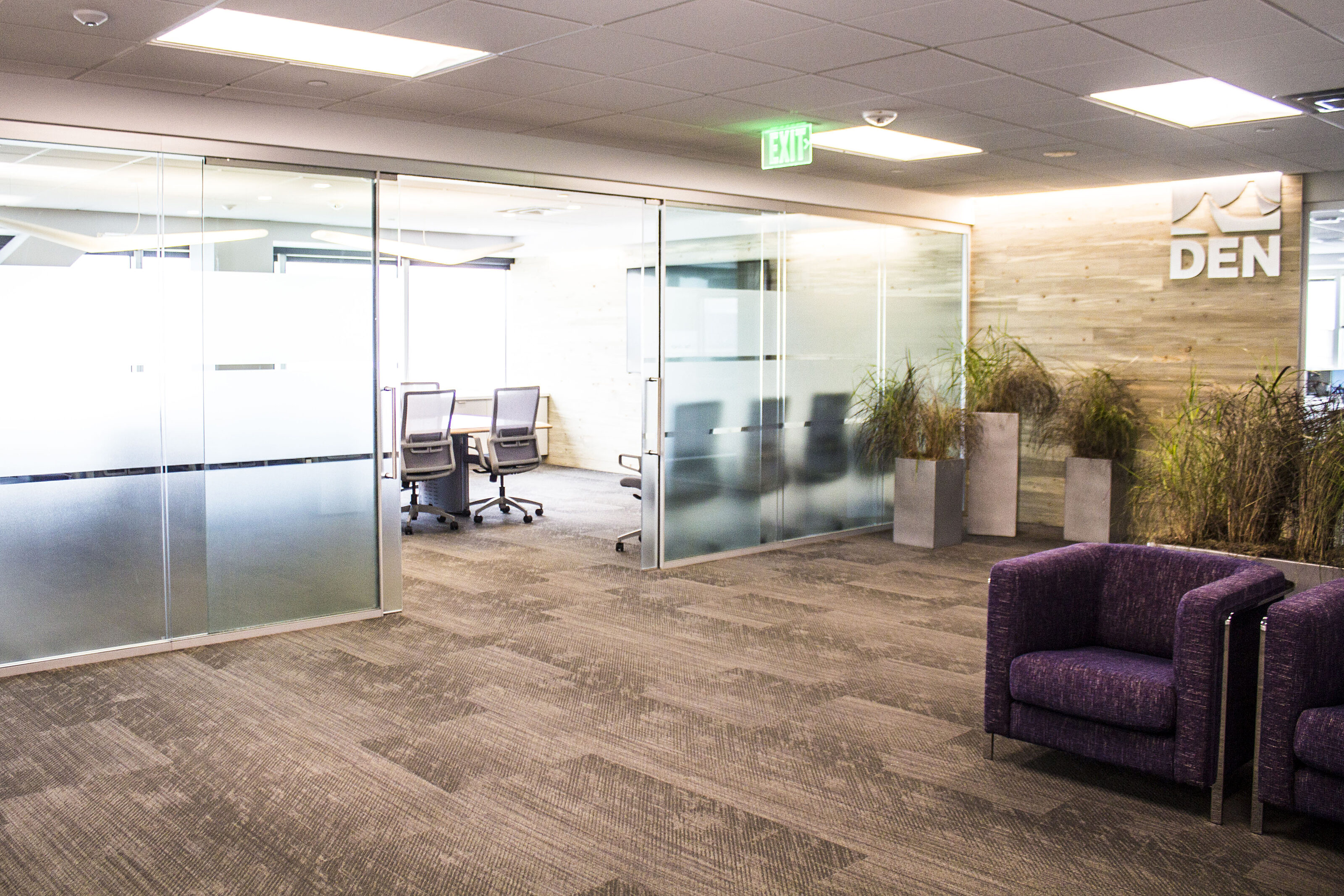 DIA Executive Suite 4