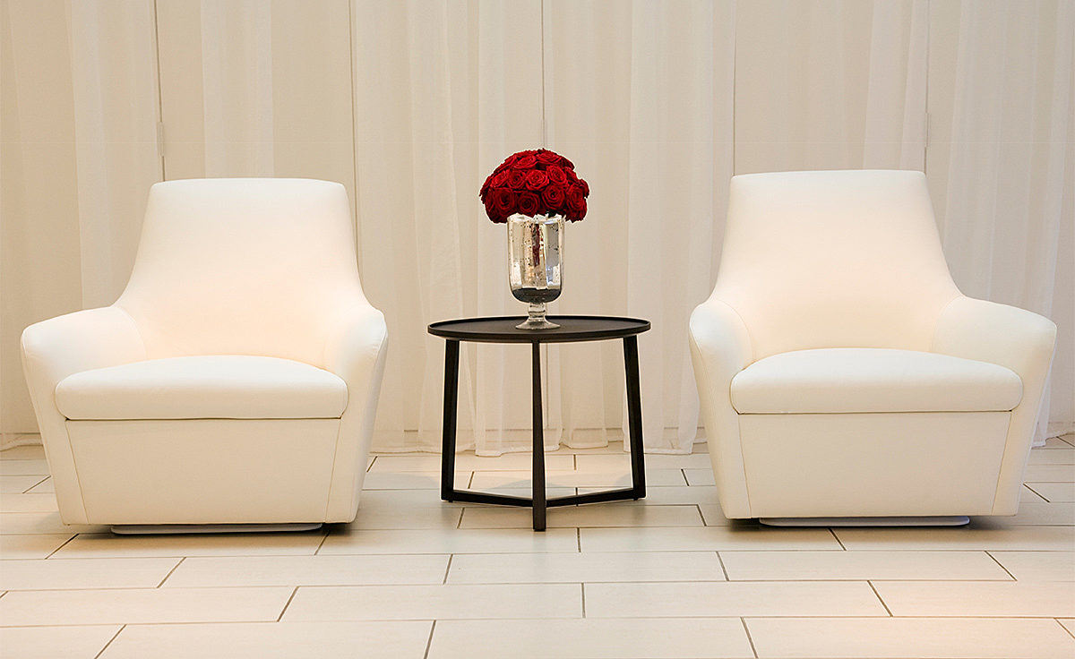 Amri lounge chair bernhardt design 7