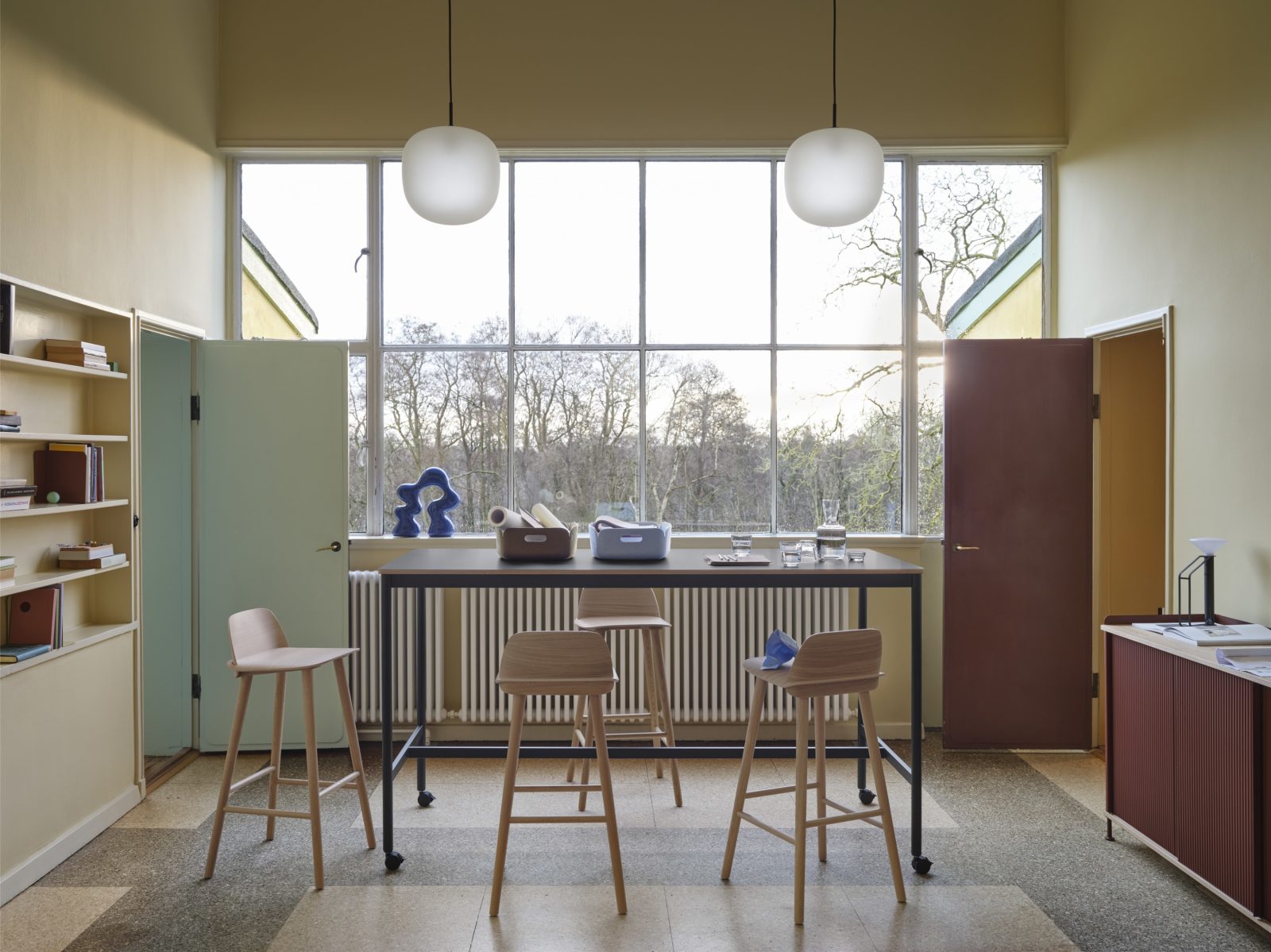 Base high table castors 190x85 h105 black nerd bar enfold 148x45 h85 rime 37 deep red restore brown green light blue muuto org 150