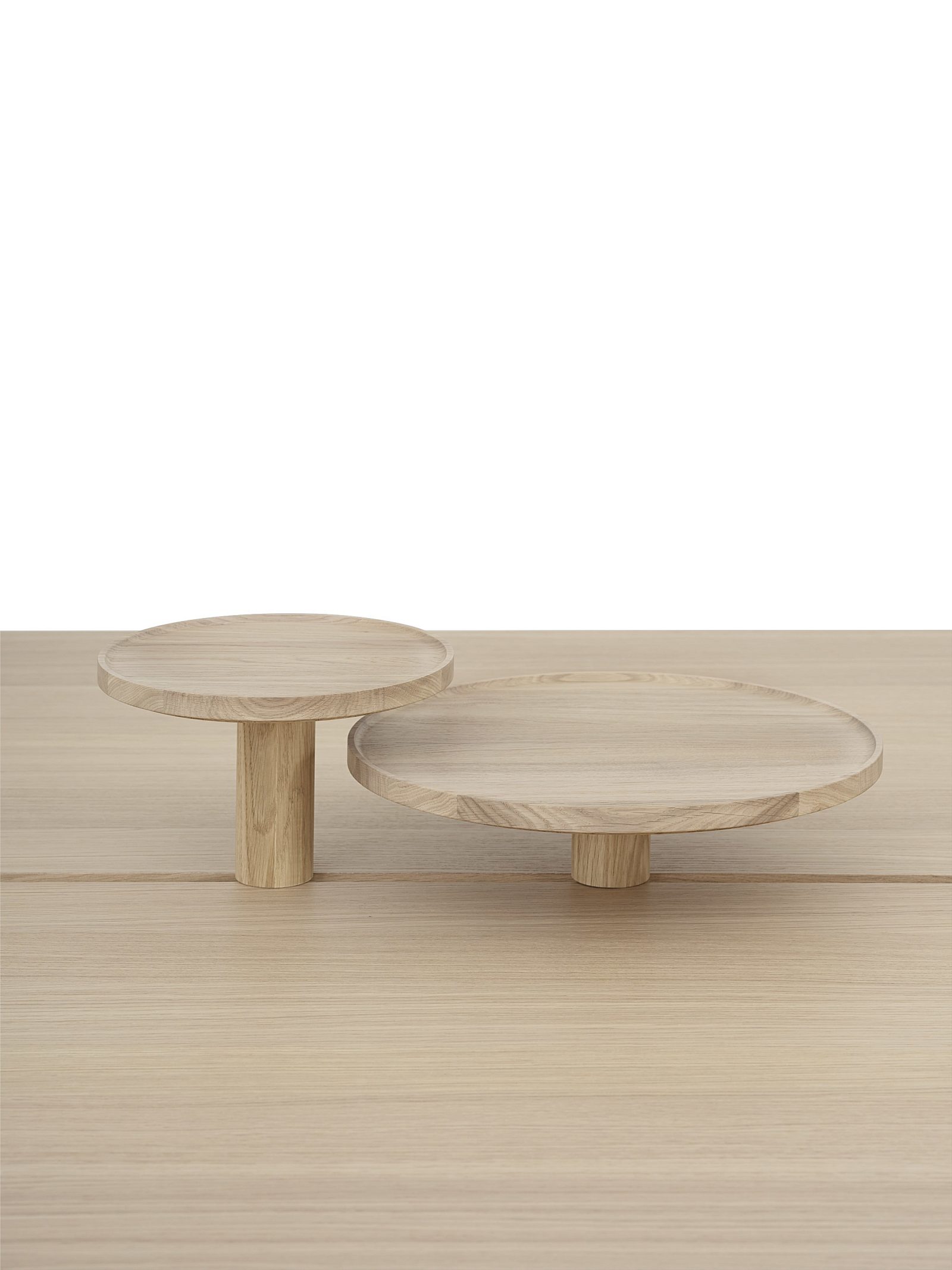 Linear system tray 24 36 solid oak Muuto 5000x6667 hi res 150